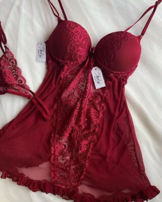 أزياء متزوجات ناعمة.