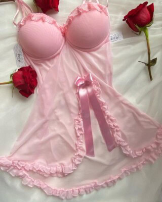 أزياء متزوجات ناعمة.