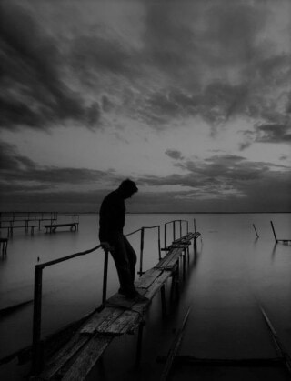 صور حزينة.