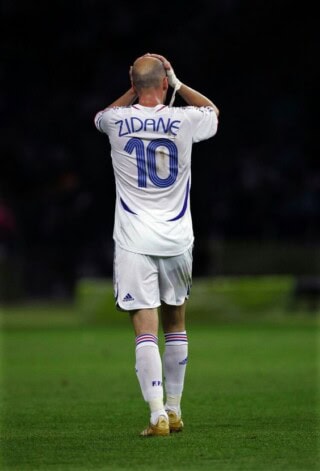 اسطورة خط الوسط