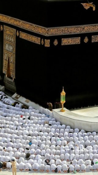 خلفيات لبيت الله الحرام.
