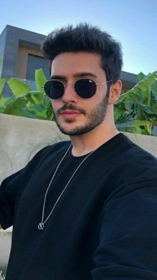 صور شباب حلوين تجنن.
