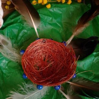 Nid avec perles lapis lazuli