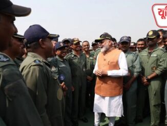 आदमपुर एयरबेस पर जवानों से मुलाकात