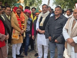 Newly elected office bearers of Mathura Bar Association