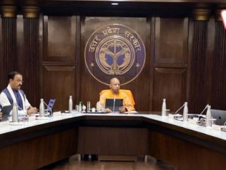 Teachers will receive the gift of cashless medical treatment