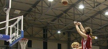 Basket : les filles de Tarbes battent Mondeville