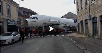 L’Airbus bloqué à Tarbes et Aureilhan a fait le buzz : la vidéo