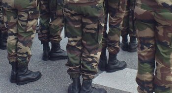 Trois militaires attaqués par arme à feu à Toulouse