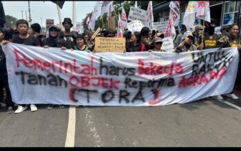 SERIBUAN MASSA AKSI ATUR JAKARTA KEPUNG ISTANA: HENTIKAN KETIMPANGAN TANAH, WUJUDKAN REFORMA AGRARIA PERKOTAAN_