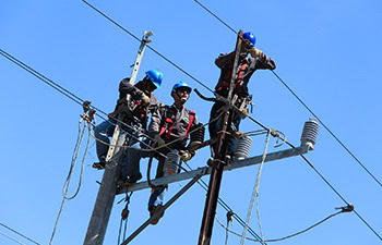 Accesorios, equipos y accesorios para linieros