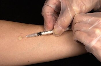 Appel international pour que le futur vaccin contre le Coronavirus soit disponible pour tous