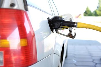 Prix du carburant. dans les Hautes Pyrénées les prix repassent sous les 2 euros