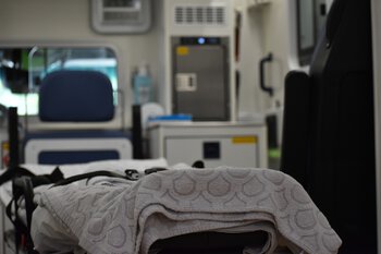 Bazet, un cycliste grièvement blessé à la tête