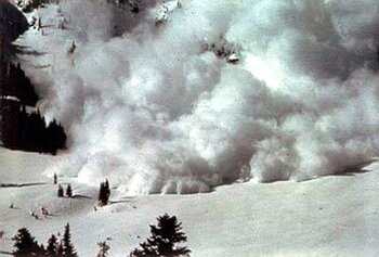 “le risque de départ de grosses avalanches est très important”