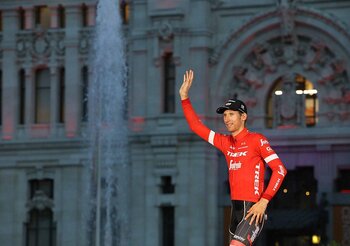 Simon Yates gagne à Bagnères de Bigorre, Alaphilippe reste leader
