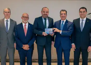 Durante la actividad, destacaron la importancia de la alianza entre las filiales del Grupo Popular y Meliá Hotels International para fortalecer la economía nacional.