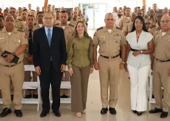 Cientos de hombres militares participaron en la iniciativa orientada a promover relaciones basadas en el respeto y la igualdad.