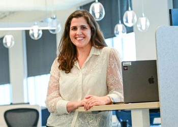 Visa crea "programa holístico" para emprendedoras latinas pues un 73% no accede a capital.