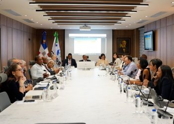 La propuesta define el Fomac como una cuenta especializada dentro del Seguro Familiar de Salud.