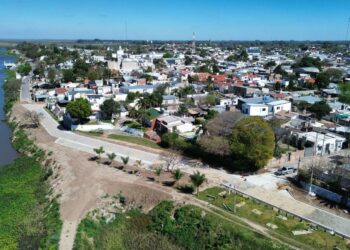La Provincia y la municipalidad de Coronda transforman la costanera con una obra que alcanza el 65 % de avance