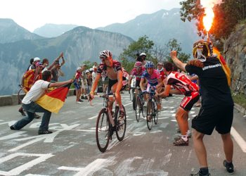 Pau Saint Lary Pla d'Adet après le Tourmalet : bataille au sommet dans le tour de France