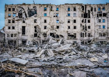 Ukraine : les frappes russes s’intensifient