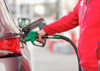 Légère baisse des prix de l'essence