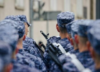 Face aux menaces de la Russie, la Lettonie renforce ses frontières