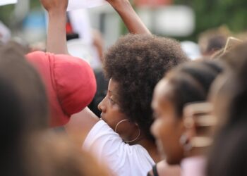 Colère chez les étudiants qui rejoignent les lycéens en lutte