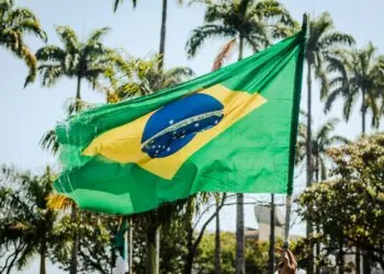 Lula remporte l'élection au Brésil, Bolsonaro conteste