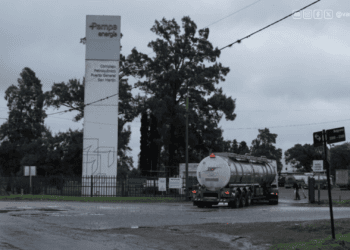 Pampa Energía cierra la planta de caucho sintético en Puerto General San Martín y deja al país sin producción local