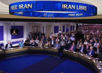 ۴۵ سال مقاومت برای ایران آزاد؛ آینده‌ای با جمهوری دموکراتیک اجلاس ایران آزاد ۲۰۲۶ با حضور شخصیت‌های سیاسی بین‌المللی، بر ضرورت گذار به یک ایران دموکراتیک تأکید کرد