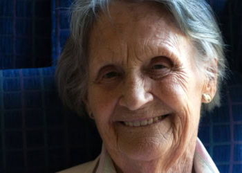 Gender, age, place, and happiness: Being Sardinian puts a smile on the face of the elderly