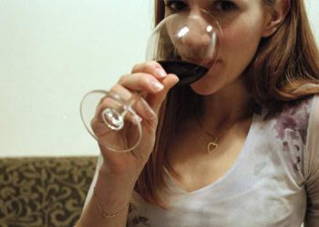 Use a rule of thumb to control how much wine you drink