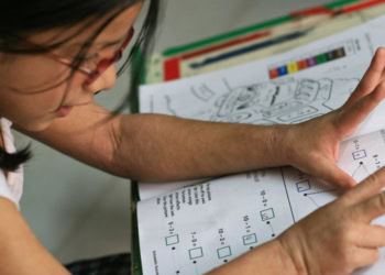 Study links insecure maternal attachment to math anxiety in children