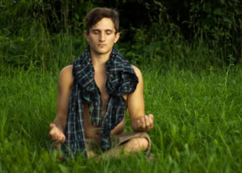 Combining meditation and aerobic exercise reduces depression