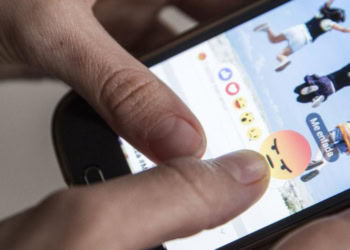 Discrimination on Facebook: A matter of gender