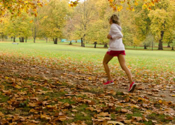 Outdoor exercise has more benefits for the depressed than indoor exercise, study finds