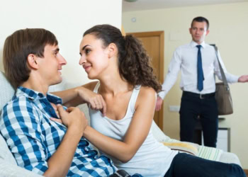 Cheaters three times more likely to report cheating in their next relationship, study finds