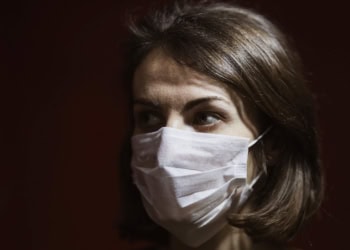New study identifies cognitive factors linked to the use of pseudoscientific practices to fight COVID-19