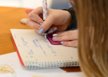 Spacing math practice across multiple sessions improves students’ test scores and helps them accurately judge their learning