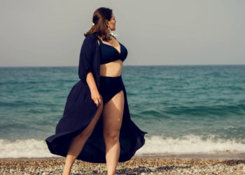 Women are more likely to leave a plus-size model a negative comment on social media if others already have