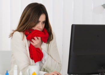 More women than men feel uncomfortably cold at the office, and it’s impacting their work performance