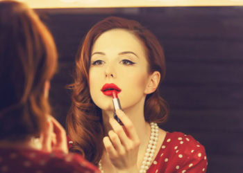 New study sheds light on the strategies men and women use to become more attractive