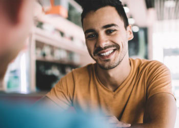 People hold incorrect beliefs about how much to talk in conversations