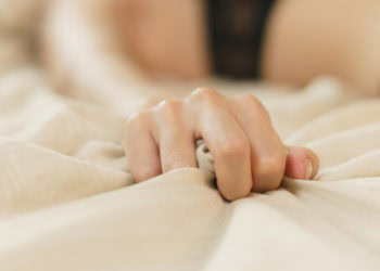 New research identifies distinct masturbation–satisfaction patterns among women and men