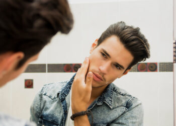 New psychology research sheds light on the manipulative tactics of vulnerable narcissists in online dating