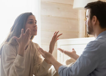 New psychology paper suggests dysfunctional relationships are a precursor to mental illness