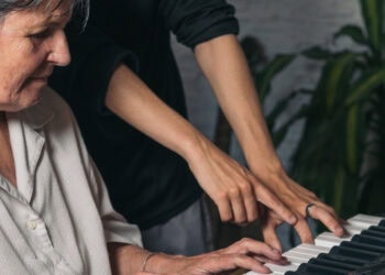New study finds music lessons increase gray matter in older adults